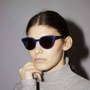 SUN BUDDIES AKIRA - MOODY BLUES